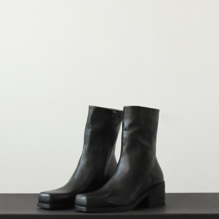 Black Leather Western Heeled Ankle Boots  |  Womens Heels Boots Boots